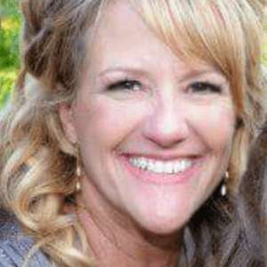 Julie Caster